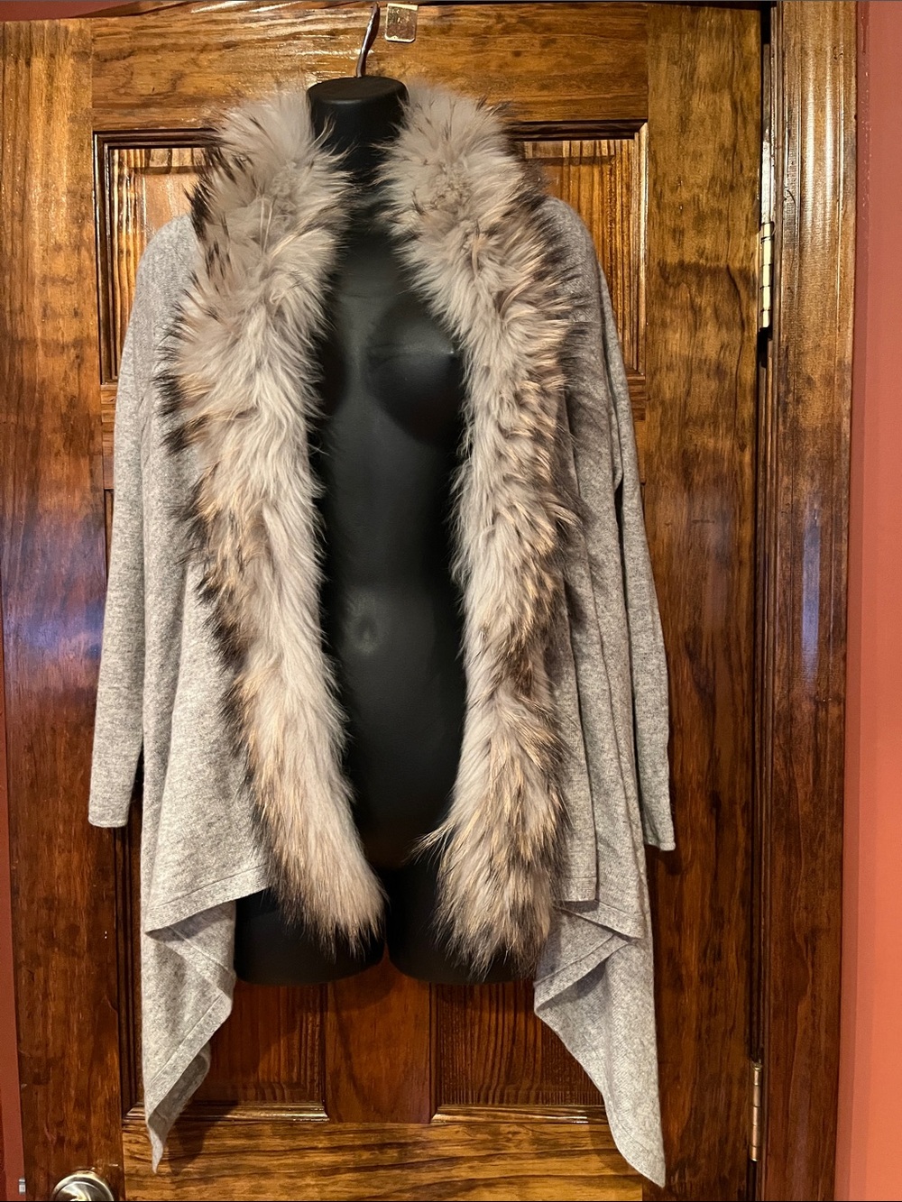InCashmere Gray Knit Cardigan with Brown Fox Fur Trim